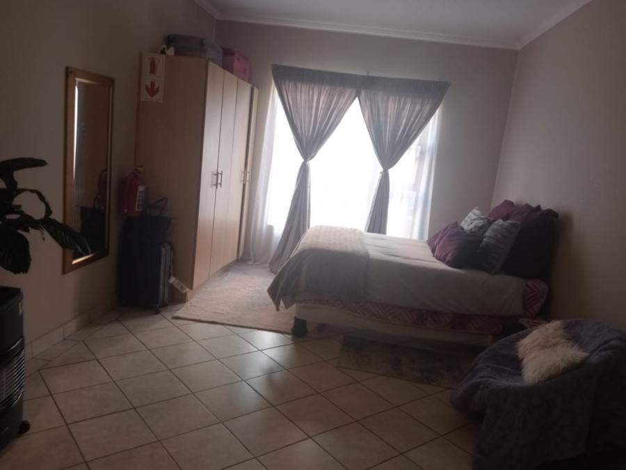 1 Bedroom Property for Sale in Vredenhof Sh Free State